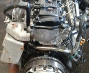 NISSAN NP300 2.5 YD25T ENGINE